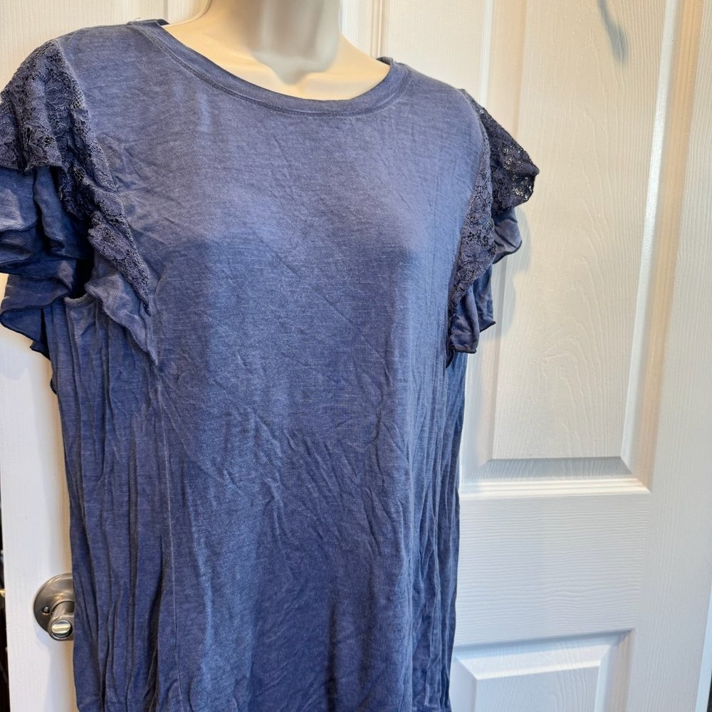 LADIES TOP